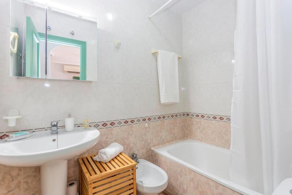 Green Lagoon Penthouse 또레비에하 외부 사진