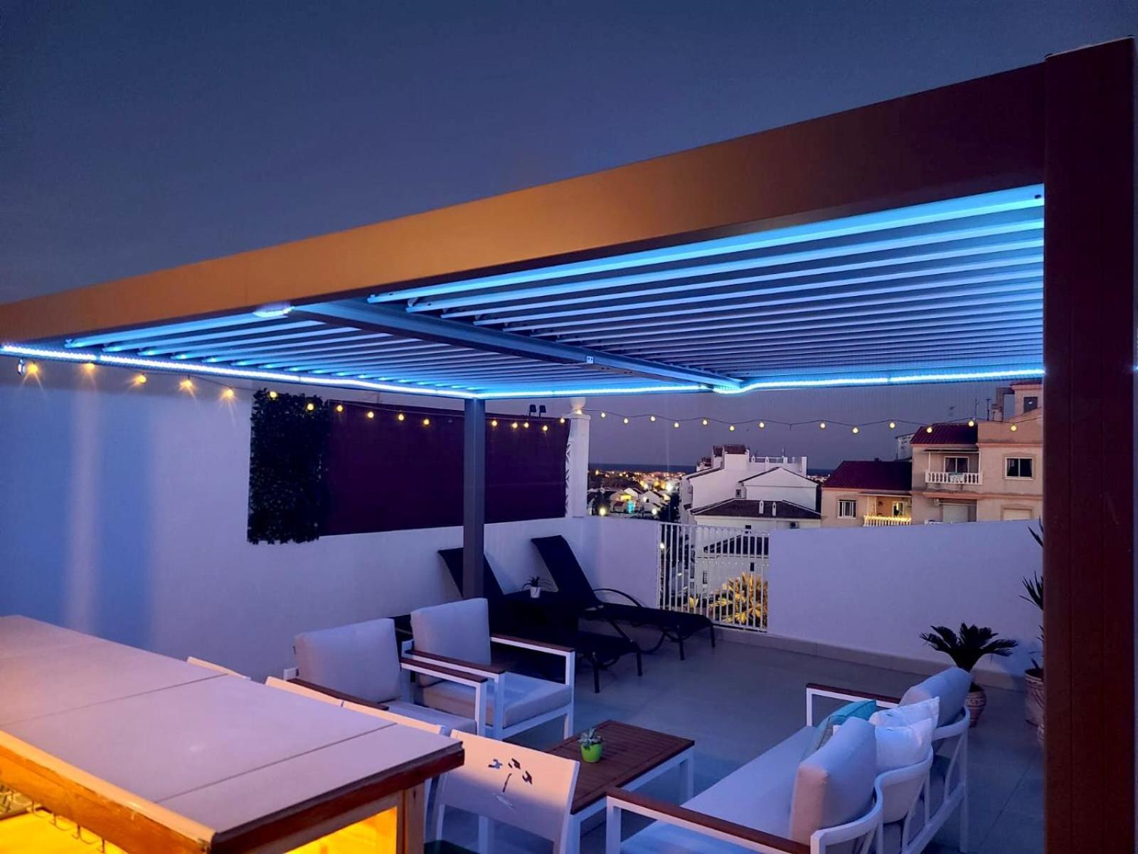 Green Lagoon Penthouse 또레비에하 외부 사진