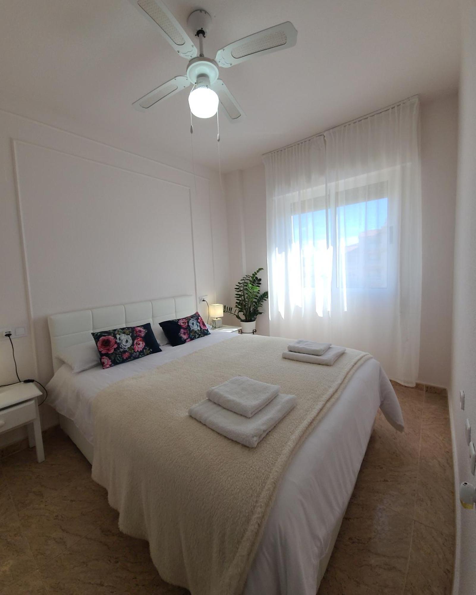 Green Lagoon Penthouse 또레비에하 외부 사진